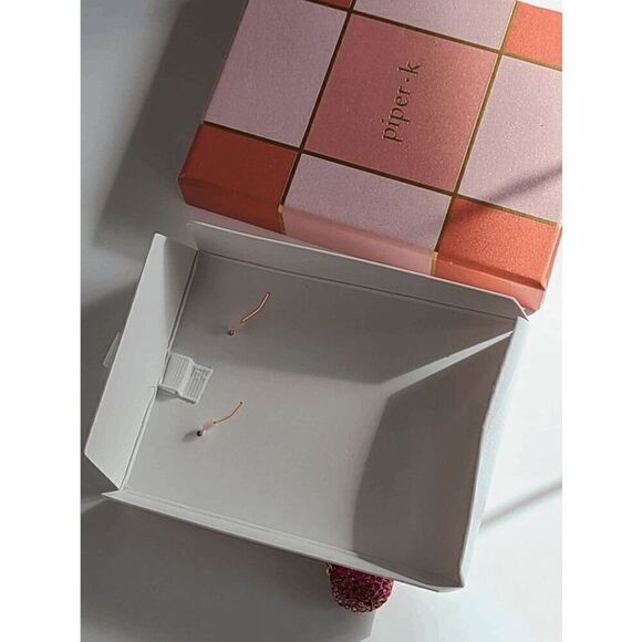 🍒 PIPER K Cherry Glass Stones Nickel Free Drop Statement Earrings NEW IN BOX - Picture 7 of 14